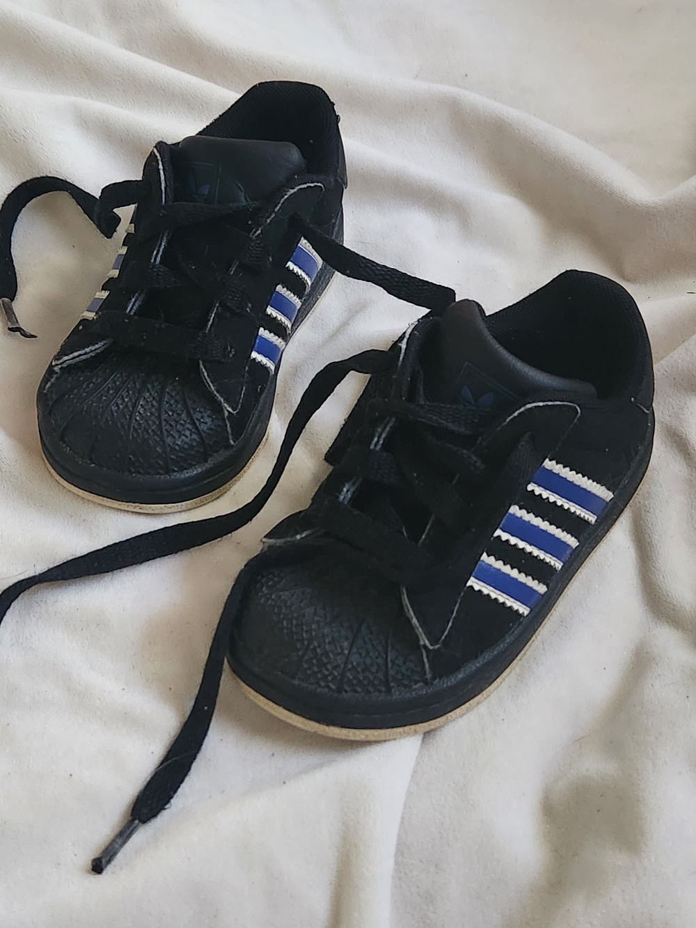adidas Kids Black Sneakers with Blue and White Stripes